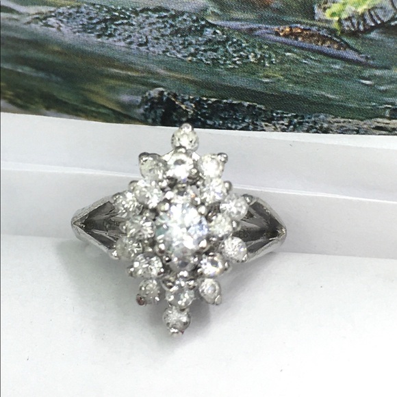 Stunning Round & Baguette Clear Cz 925 Silver Ring 7. Vtg cocktail cz gems ring. - Picture 1 of 4